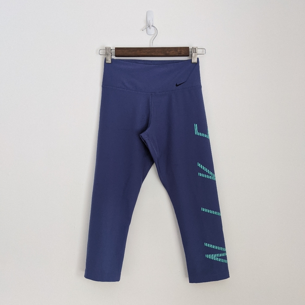 NIKE Cropped Leggings, Purple, XS